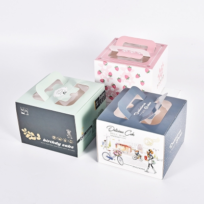 手(shou)提蛋糕(gāo)盒